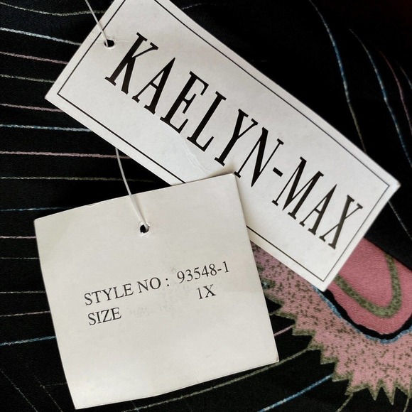 Kaelyn Max size 1X Top & Blouse Set Separates BOLD ABSTRACT Short Sleeve NEW - Picture 8 of 10